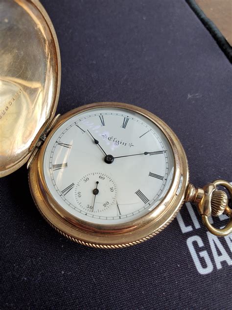 how to identify elgin pocket watch